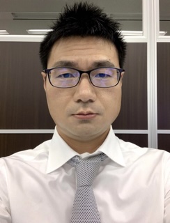 丁由兵(テイ ユウヘイ)